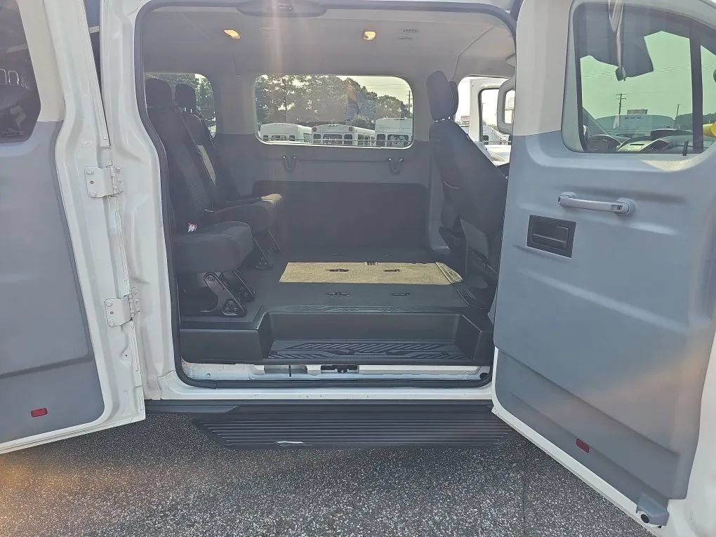 Used 2018 Ford Transit 350 XL RWD image 15