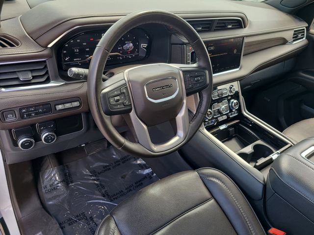 Used 2024 GMC Yukon Denali RWD image 21