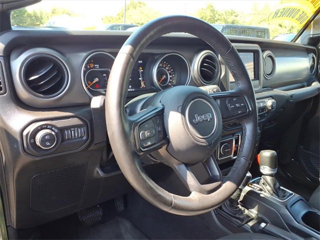 Certified 2022 Jeep Gladiator Willys image 21