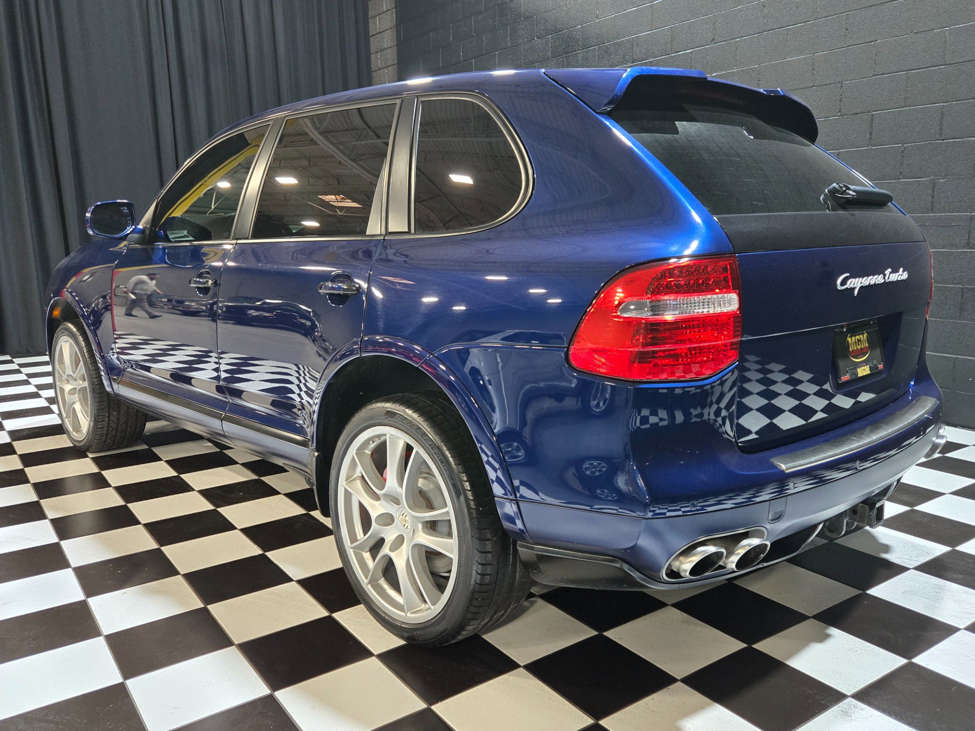 Used 2008 Porsche Cayenne Turbo AWD/4WD image 90