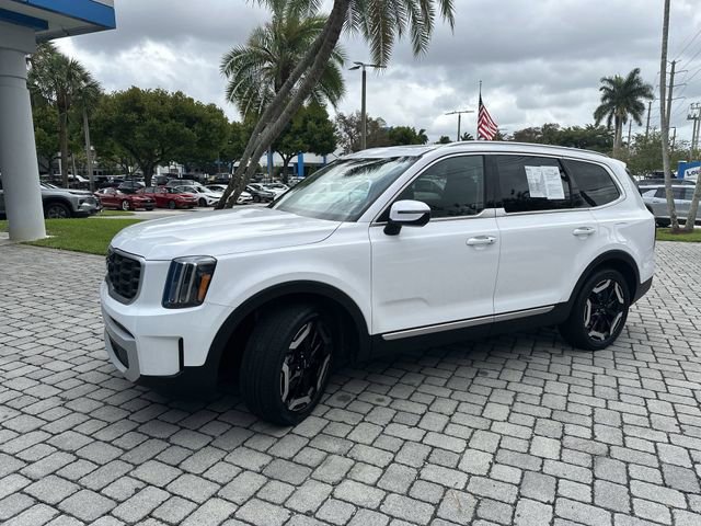 Used 2025 Kia Telluride S FWD image 38