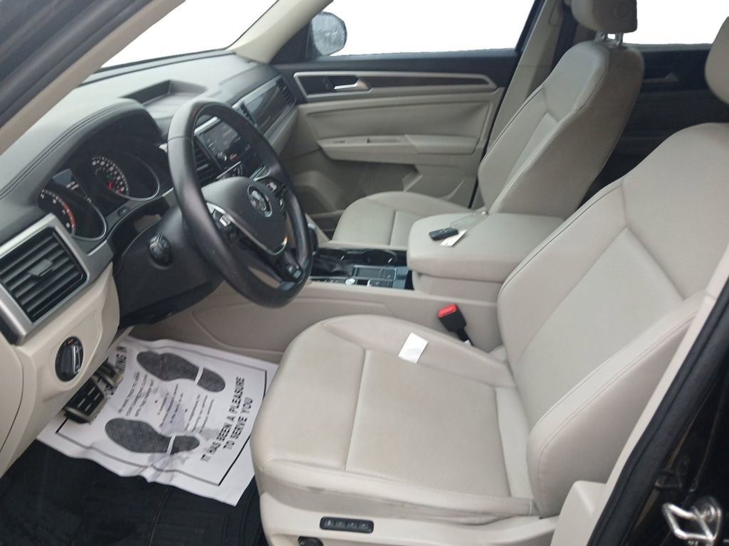 Used 2018 Volkswagen Atlas SEL FWD image 15