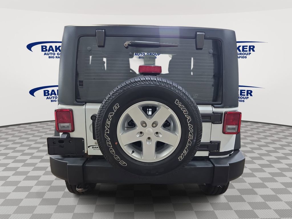 Used 2014 Jeep Wrangler Sport w/ Connectivity Group AWD/4WD image 5