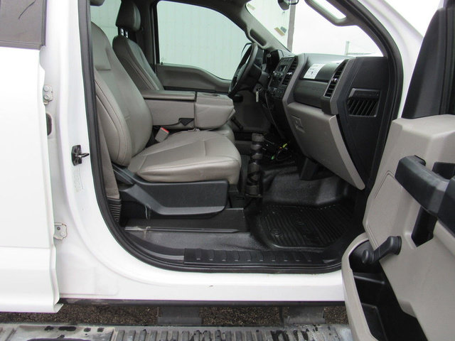 Used 2017 Ford F550 2WD Crew Cab Super Duty image 11