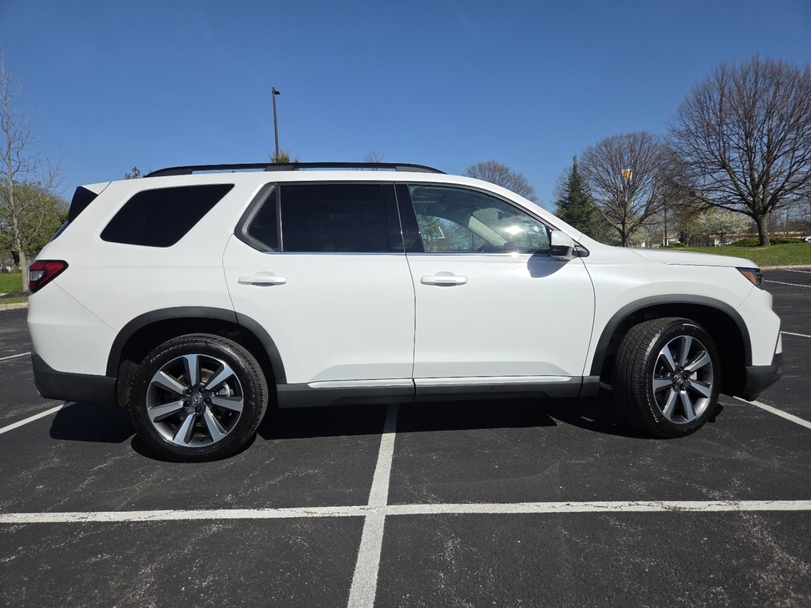 Certified 2025 Honda Pilot Elite image 23