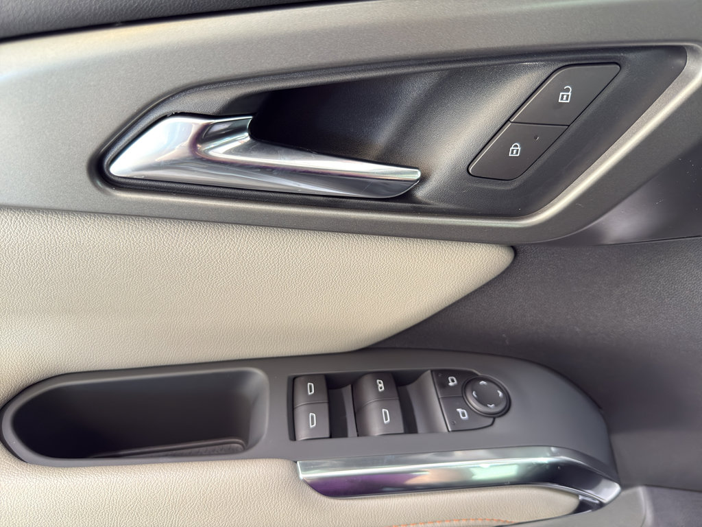 New 2026 Chevrolet Traverse LT w/ LPO, Floor Liner Package image 27