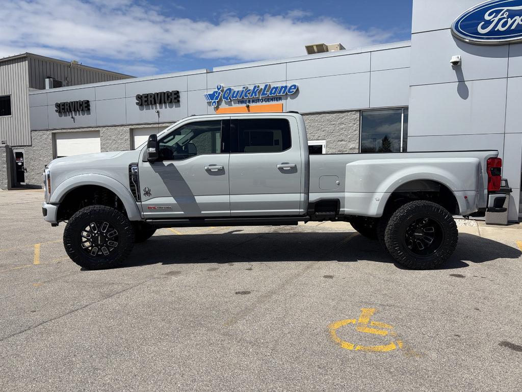 New 2026 Ford F350 Lariat w/ Lariat Premium Package AWD/4WD image 9