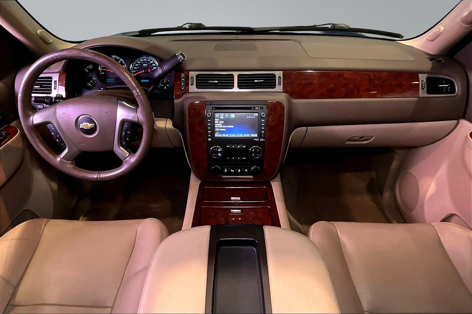 Used 2013 Chevrolet Avalanche LTZ AWD/4WD image 9