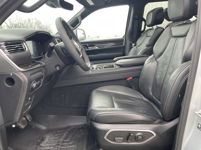 Used 2022 Jeep Wagoneer Series I w/ Premium Group I image 8