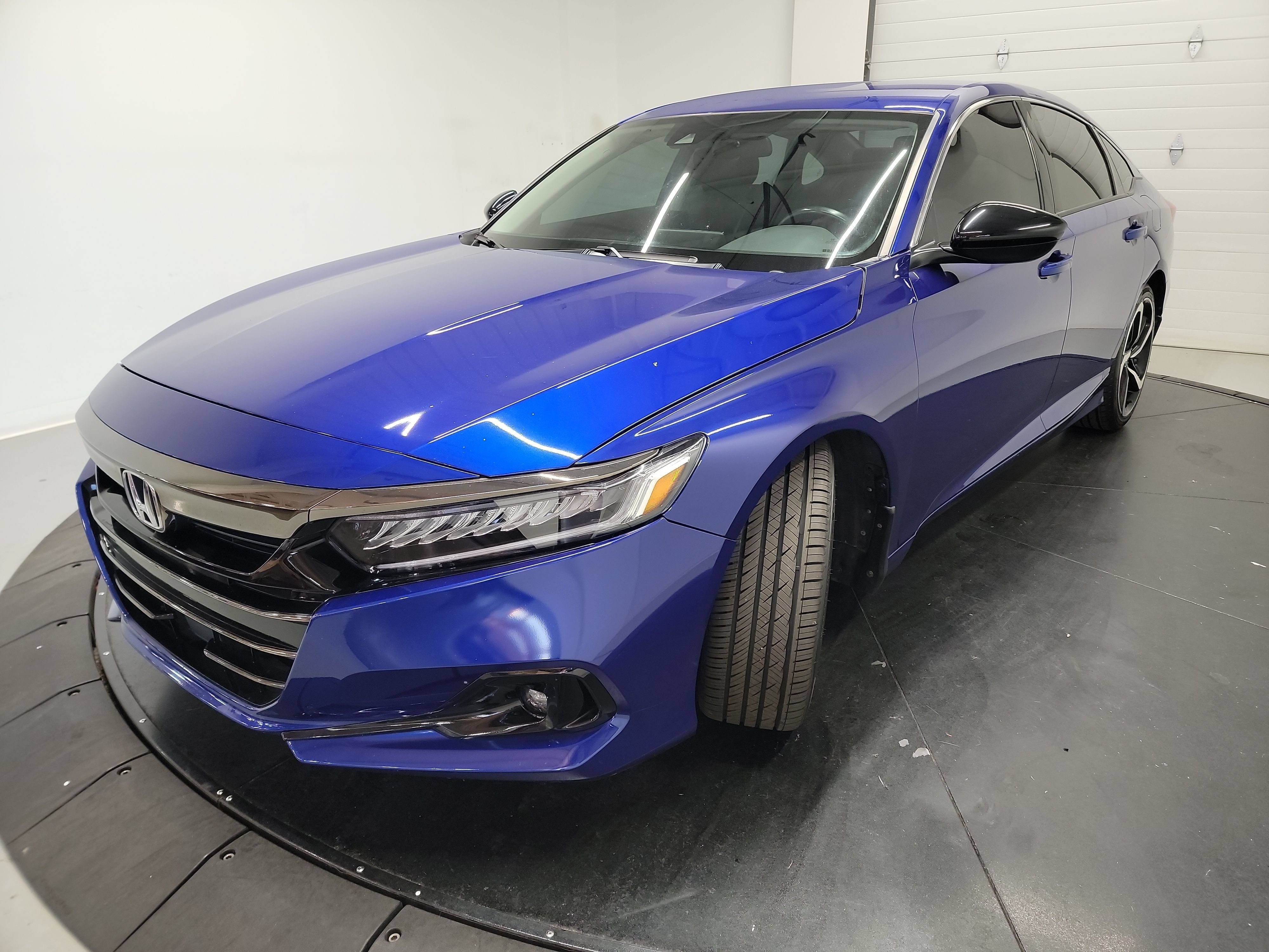 Used 2022 Honda Accord Sport Special Edition image 3