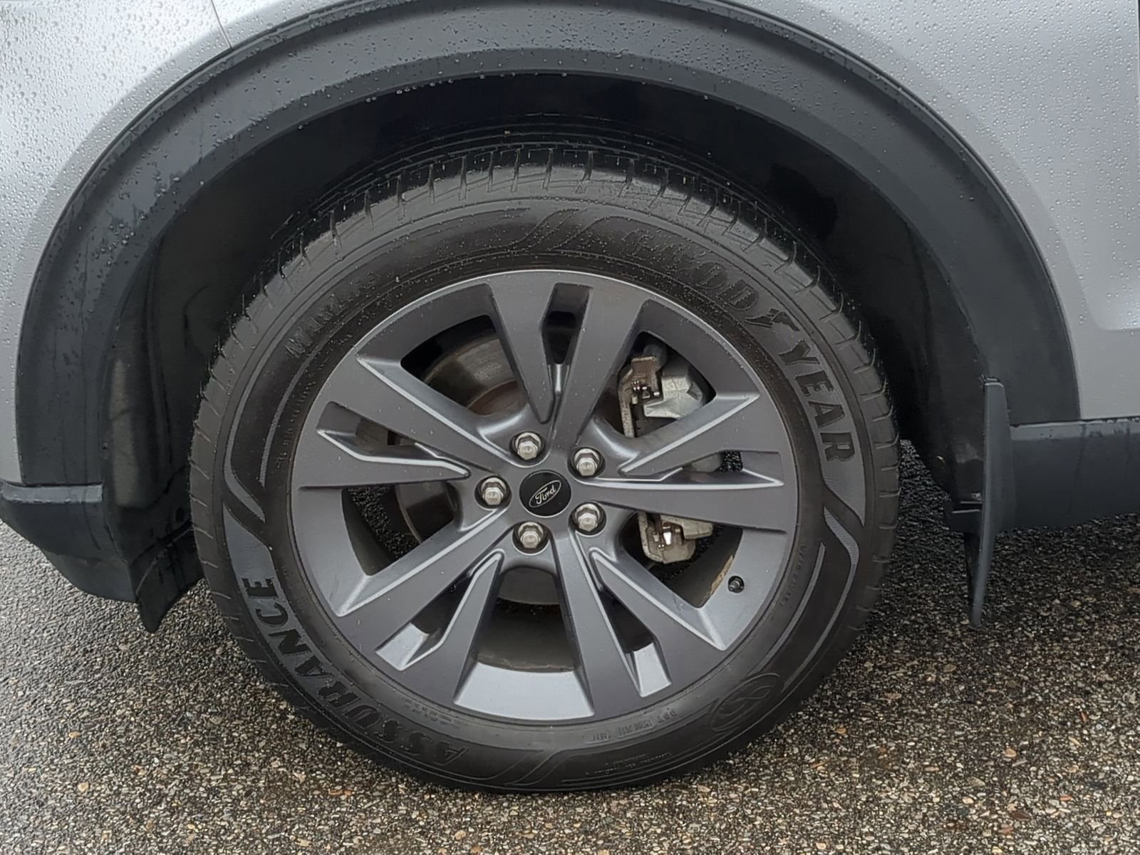 Used 2022 Ford Explorer XLT w/ Equipment Group 202A image 19