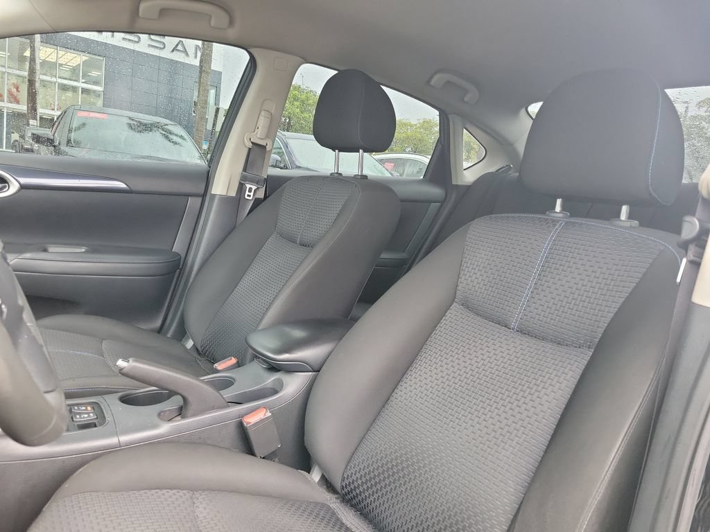 Used 2018 Nissan Sentra SR w/ SR Midnight Edition Package FWD image 24
