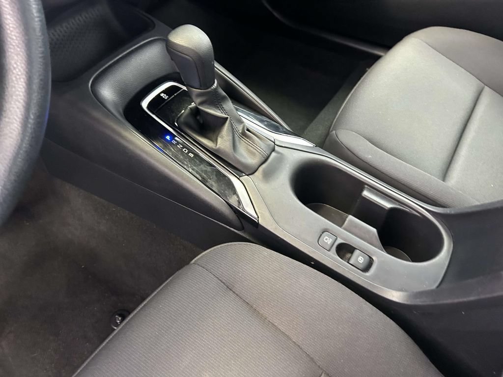 Used 2024 Toyota Corolla LE FWD image 21
