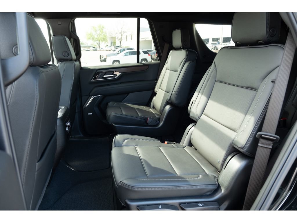 New 2026 GMC Yukon Denali w/ Sun & Power Step Package image 13