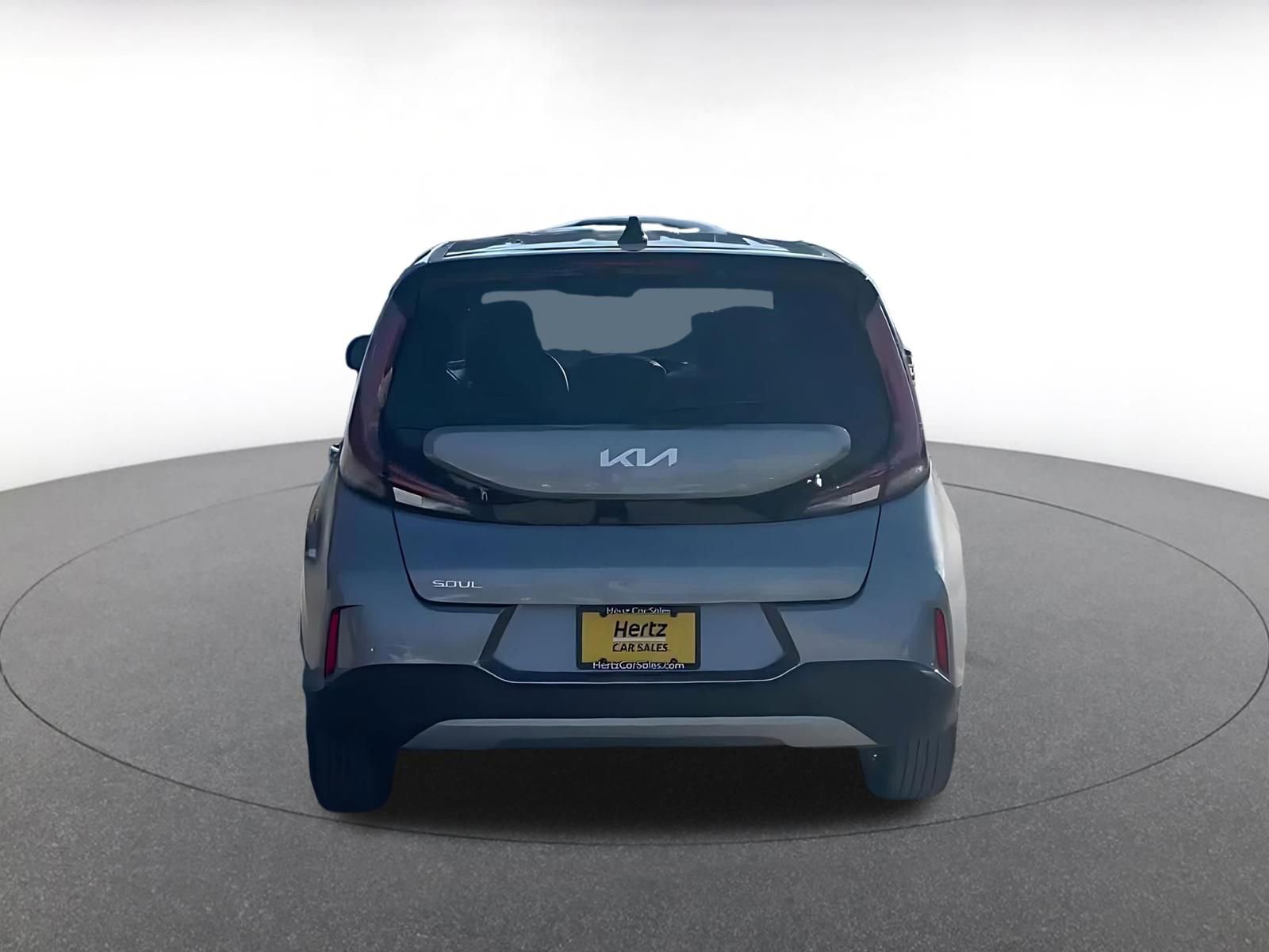 Used 2025 Kia Soul LX w/ LX Technology Package image 12