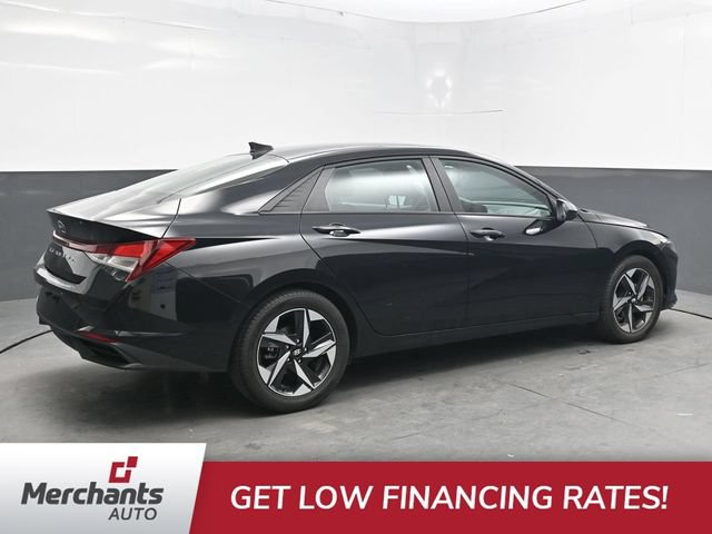 Used 2023 Hyundai Elantra SEL w/ Convenience Package FWD image 8
