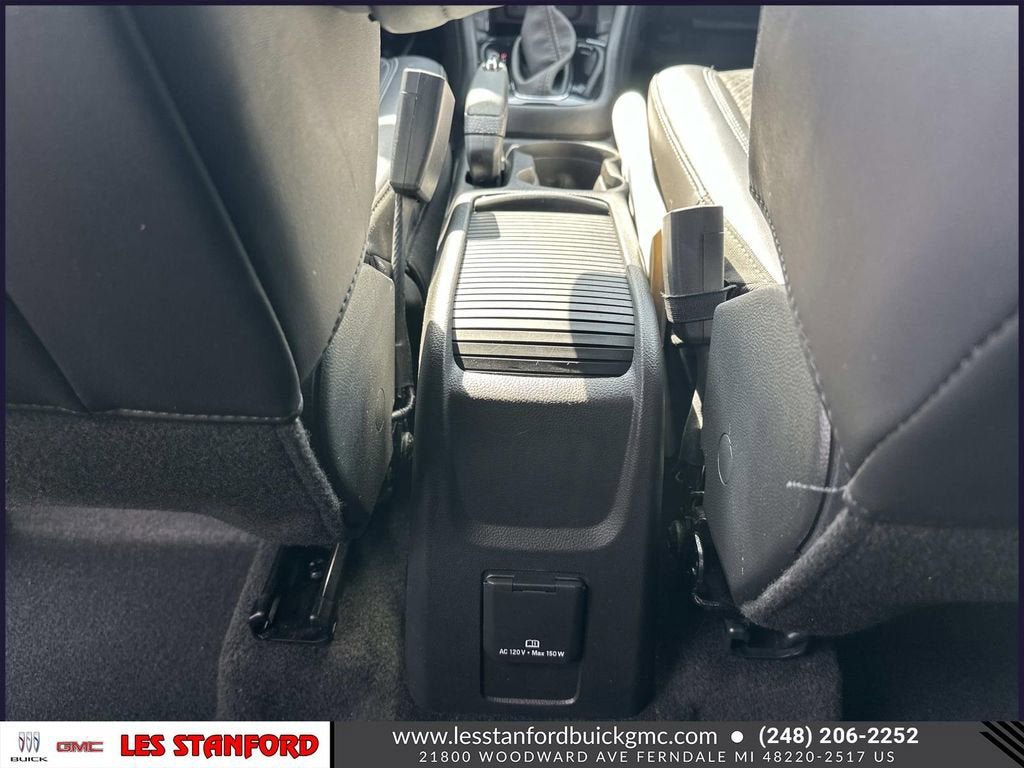 Used 2022 Buick Encore Preferred w/ Safety Package AWD/4WD image 15