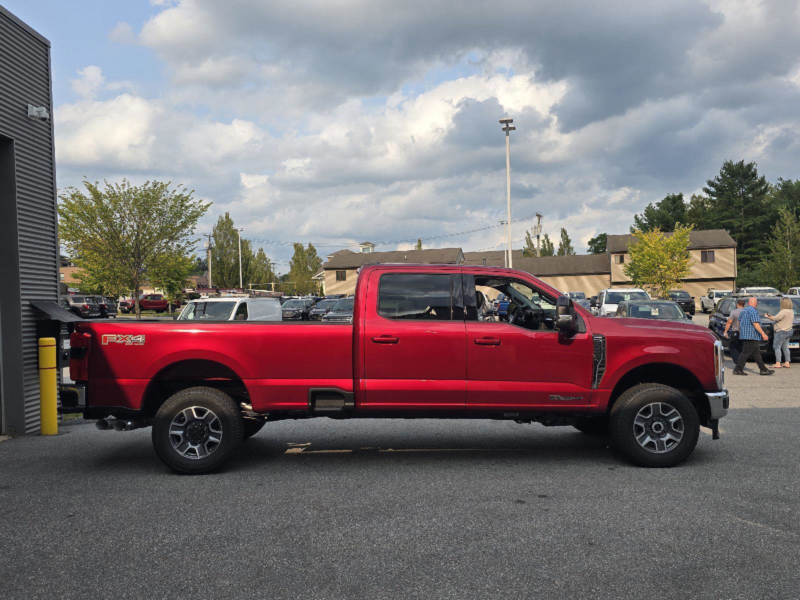 New 2026 Ford F350 Lariat w/ FX4 Off-Road Package image 2