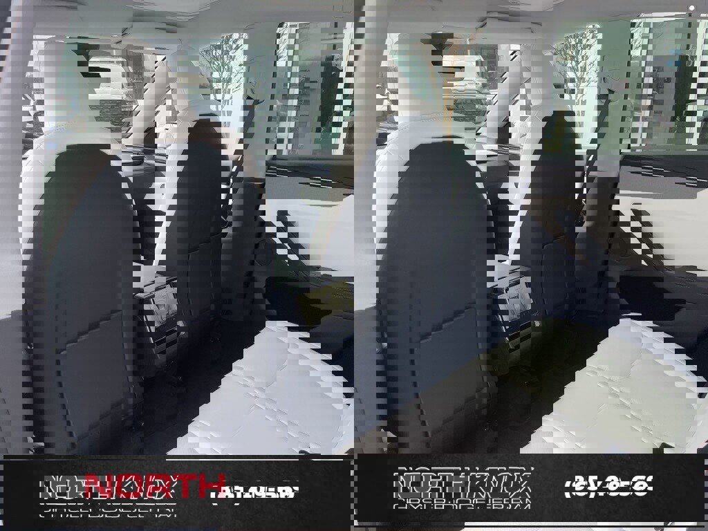 Used 2026 Tesla Model Y Long Range image 15