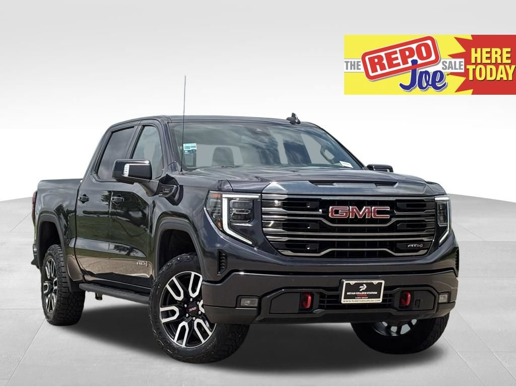 Used 2022 GMC Sierra 1500 AT4 w/ AT4 Preferred Package AWD/4WD image 1