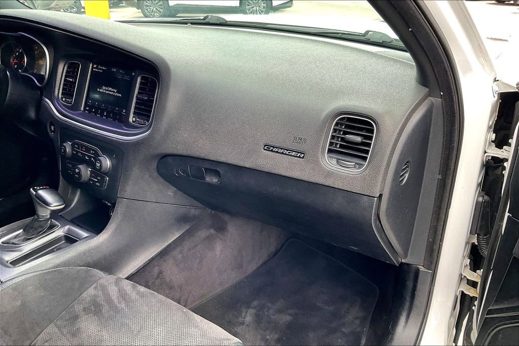 Used 2018 Dodge Charger R/T Scat Pack RWD image 22