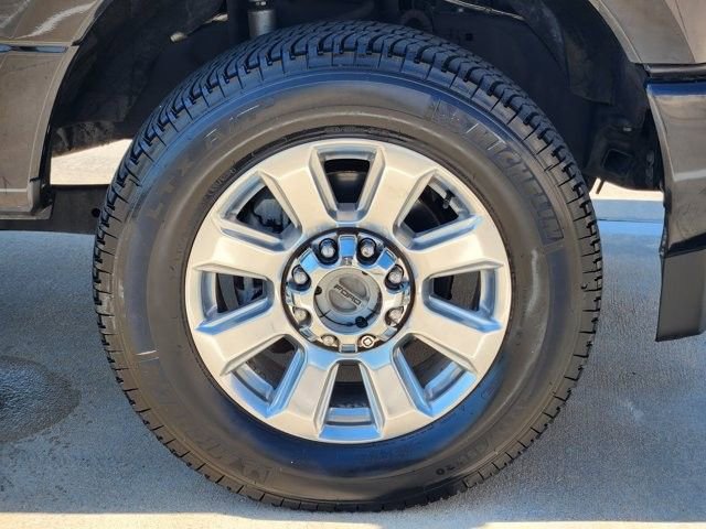 Used 2019 Ford F250 Platinum w/ Platinum Ultimate Package AWD/4WD image 10