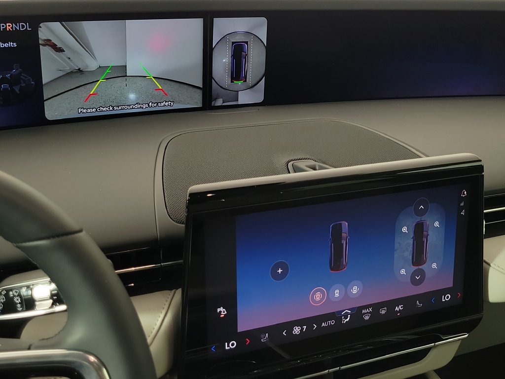 New 2026 Lincoln Nautilus Reserve AWD/4WD image 26