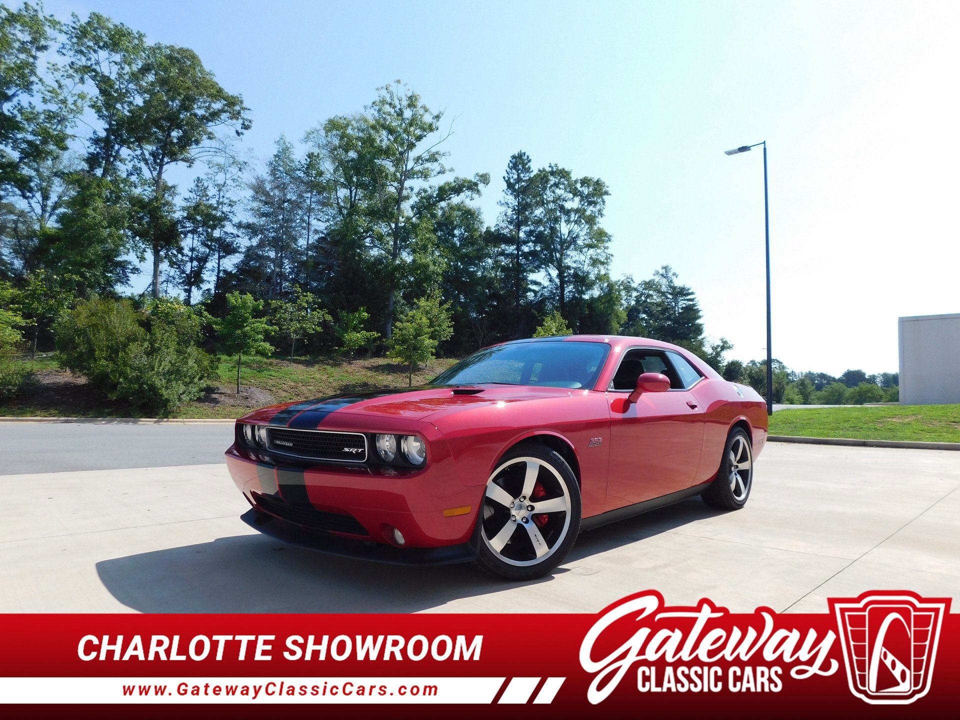 Used 2011 Dodge Challenger SRT8 RWD image 1