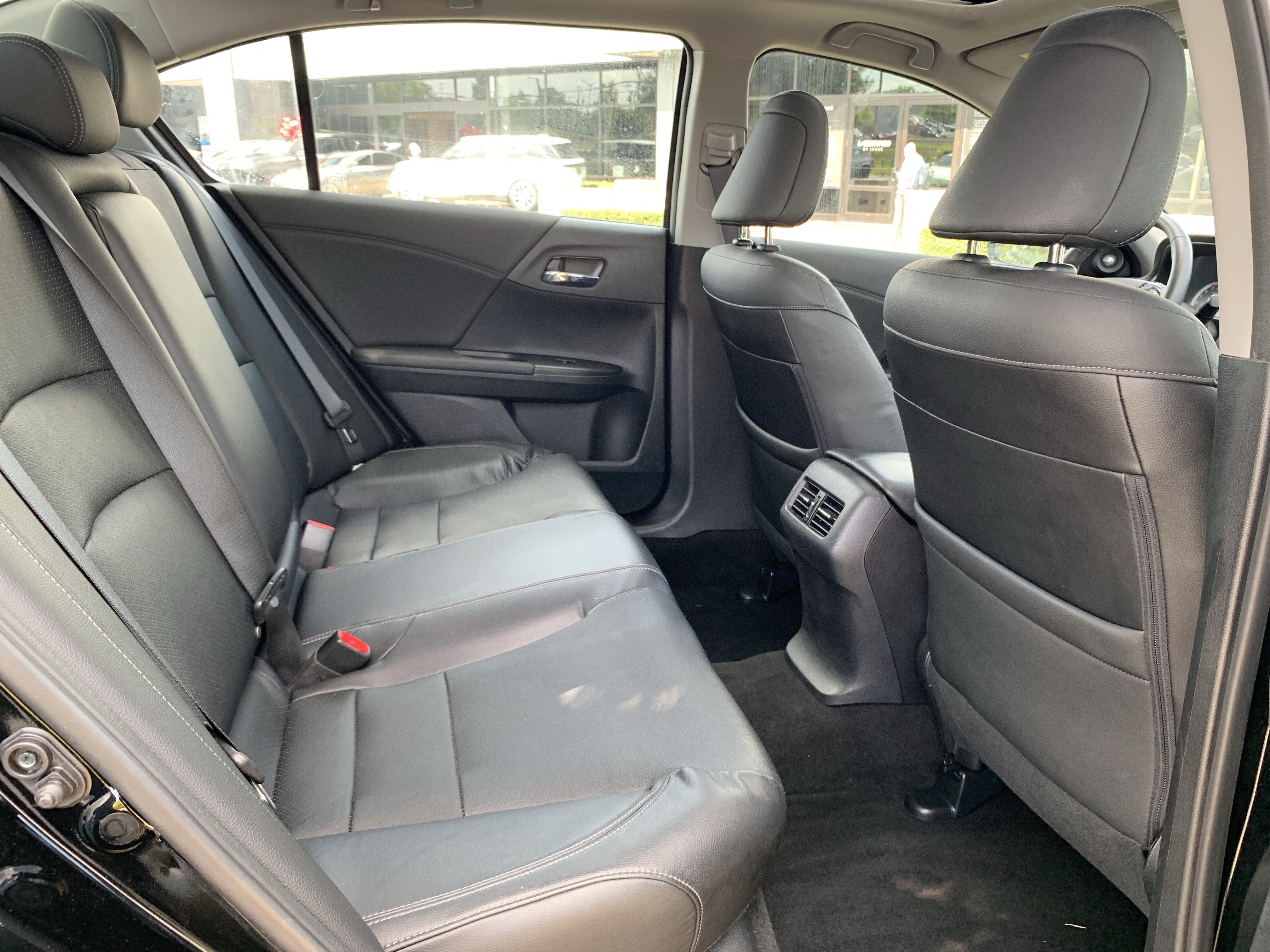 Used 2017 Honda Accord EX-L image 33
