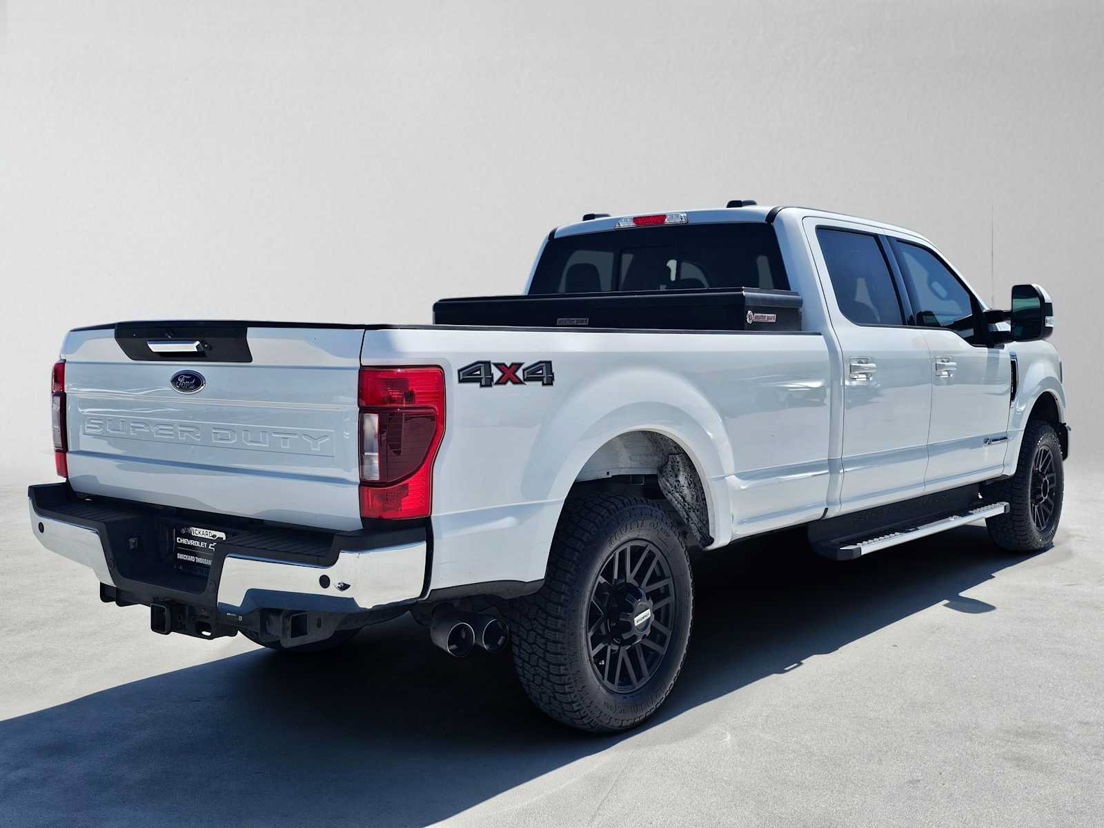 Used 2022 Ford F350 Lariat AWD/4WD image 3