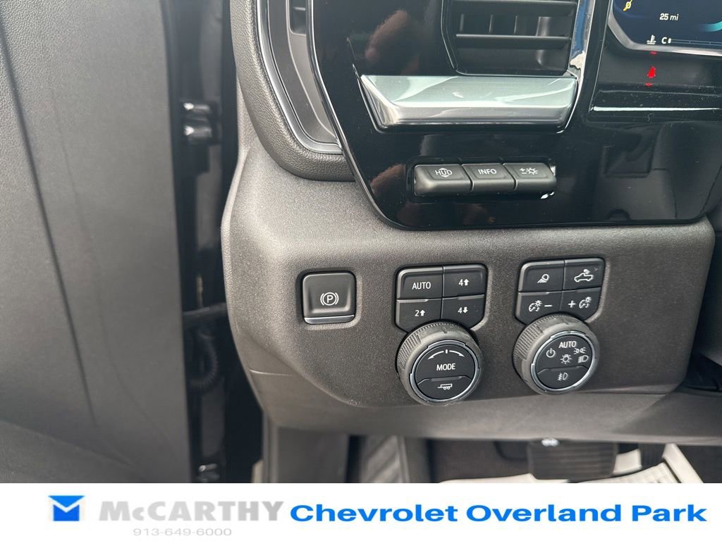 Used 2026 Chevrolet Silverado 1500 High Country w/ Midnight Edition AWD/4WD image 25