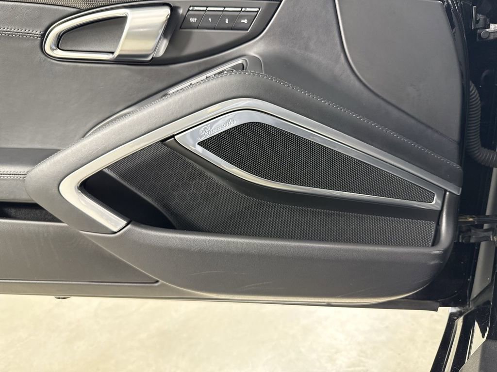 Certified 2015 Porsche 911 Turbo AWD/4WD image 35