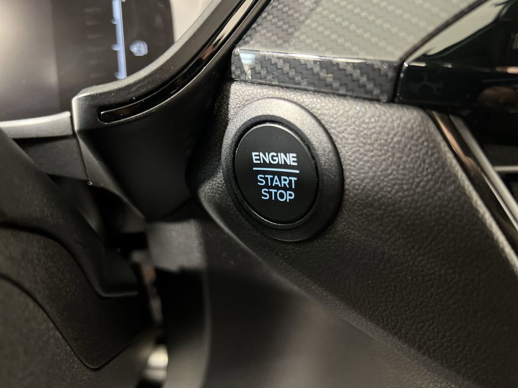 Used 2023 Ford Escape ST-Line image 17