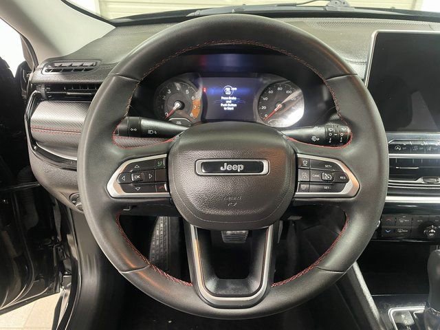 Used 2022 Jeep Compass Trailhawk w/ Trailer Tow Group image 17