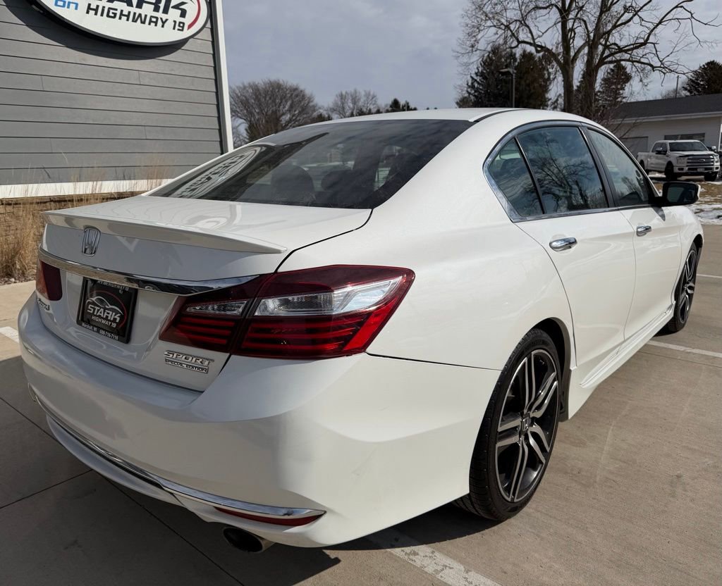 Used 2017 Honda Accord Sport Special Edition image 7