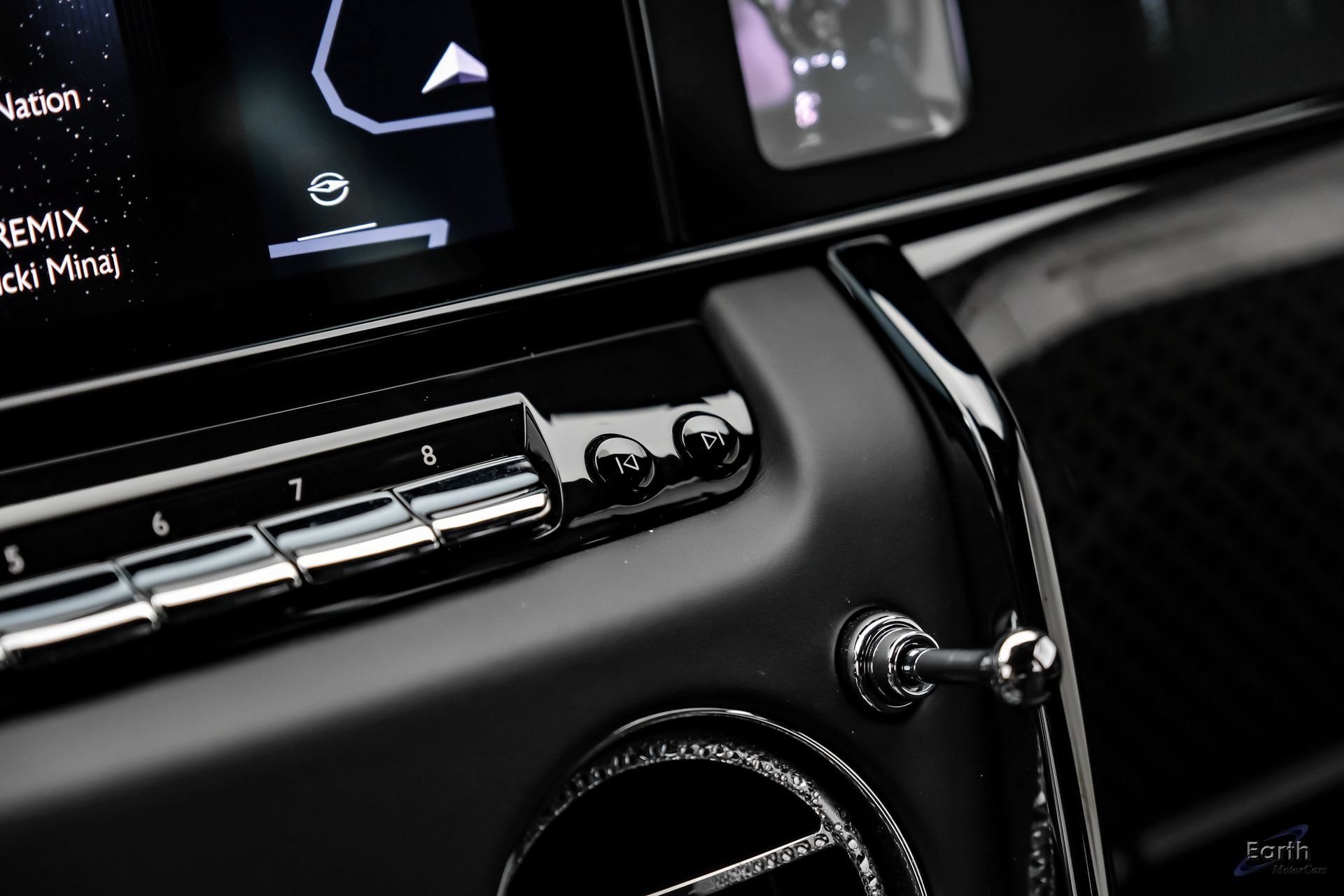 Used 2026 Rolls-Royce Cullinan Black Badge AWD/4WD image 70