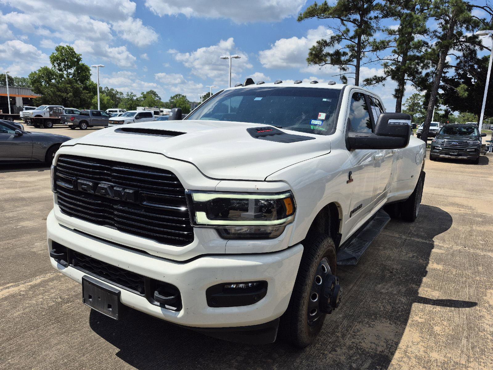 Used 2024 RAM 3500 Laramie w/ Night Edition AWD/4WD image 1