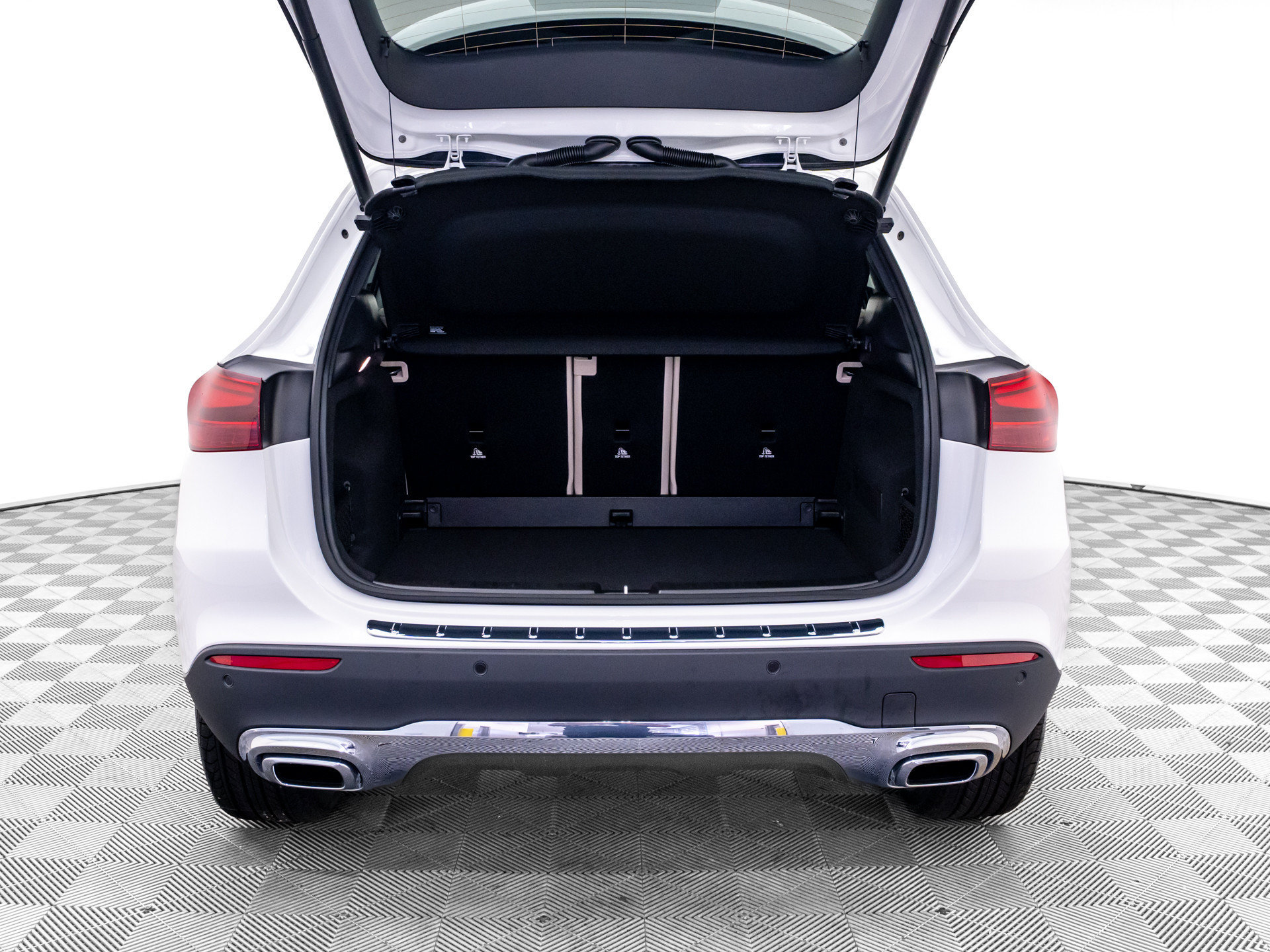 New 2026 Mercedes-Benz GLA 250 4MATIC image 32