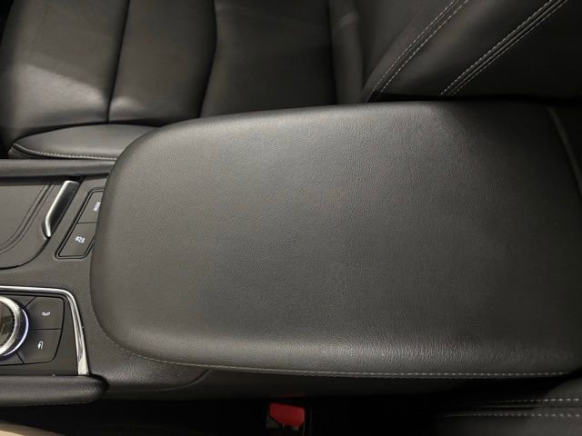 Used 2024 Cadillac XT6 Premium Luxury image 31