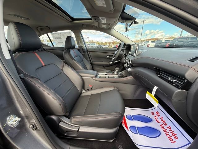 New 2025 Nissan Sentra SR w/ SR Premium Package image 18