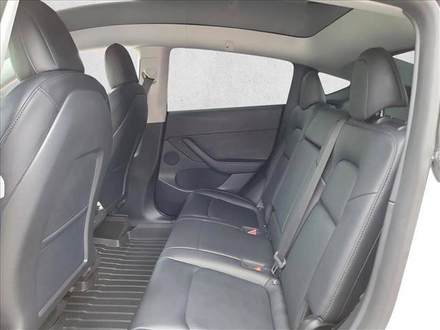 Used 2021 Tesla Model Y Long Range AWD/4WD image 14