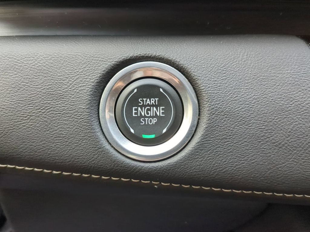 Used 2023 Cadillac Escalade Sport AWD/4WD image 35