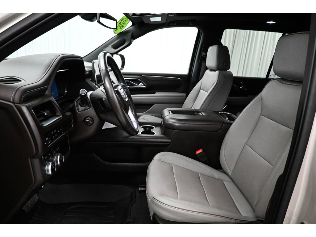 Used 2022 GMC Yukon SLT w/ SLT Luxury Package AWD/4WD image 10