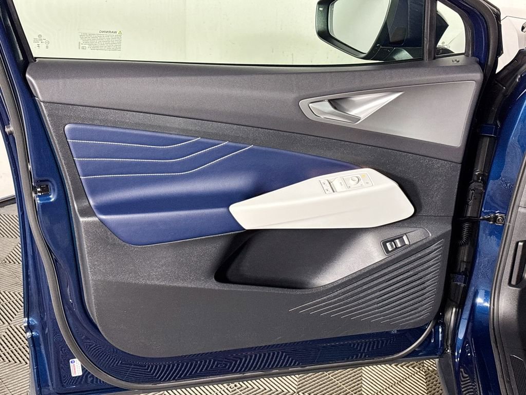 Certified 2023 Volkswagen ID.4 Pro S image 10