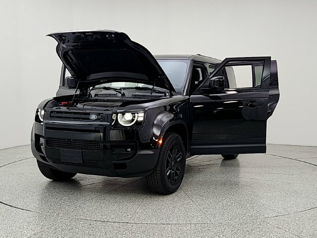 New 2026 Land Rover Defender 110 S AWD/4WD image 9