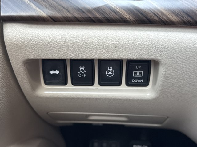 Used 2018 Nissan Maxima Platinum FWD image 22