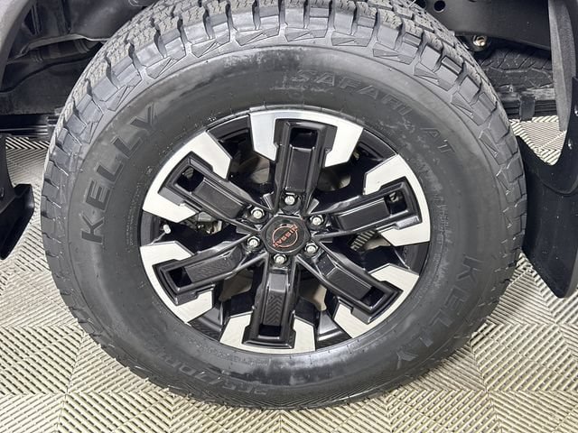Used 2024 Nissan Frontier Pro-X RWD image 34
