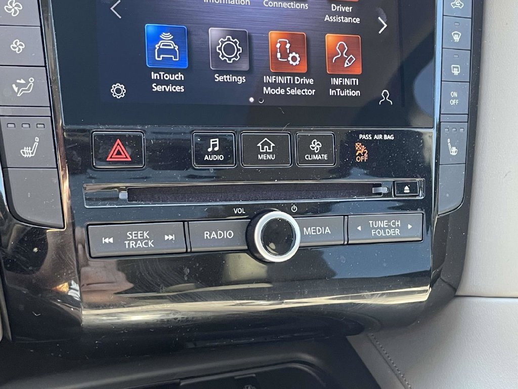 Used 2023 INFINITI QX50 Luxe FWD image 40