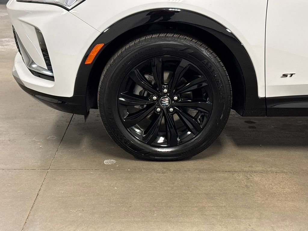 Used 2025 Buick Envista Sport Touring image 11