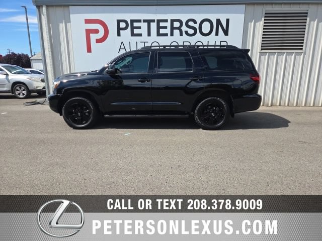 Used 2022 Toyota Sequoia TRD Sport AWD/4WD image 7